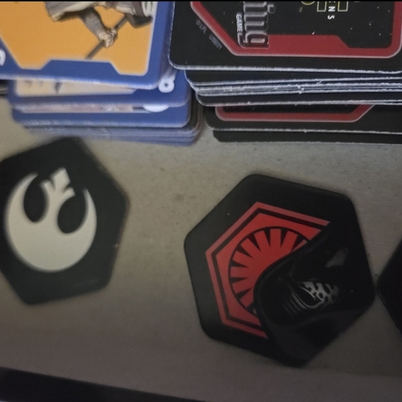 Star Wars The Force Awakens Matching Game - Picture 4 of 8